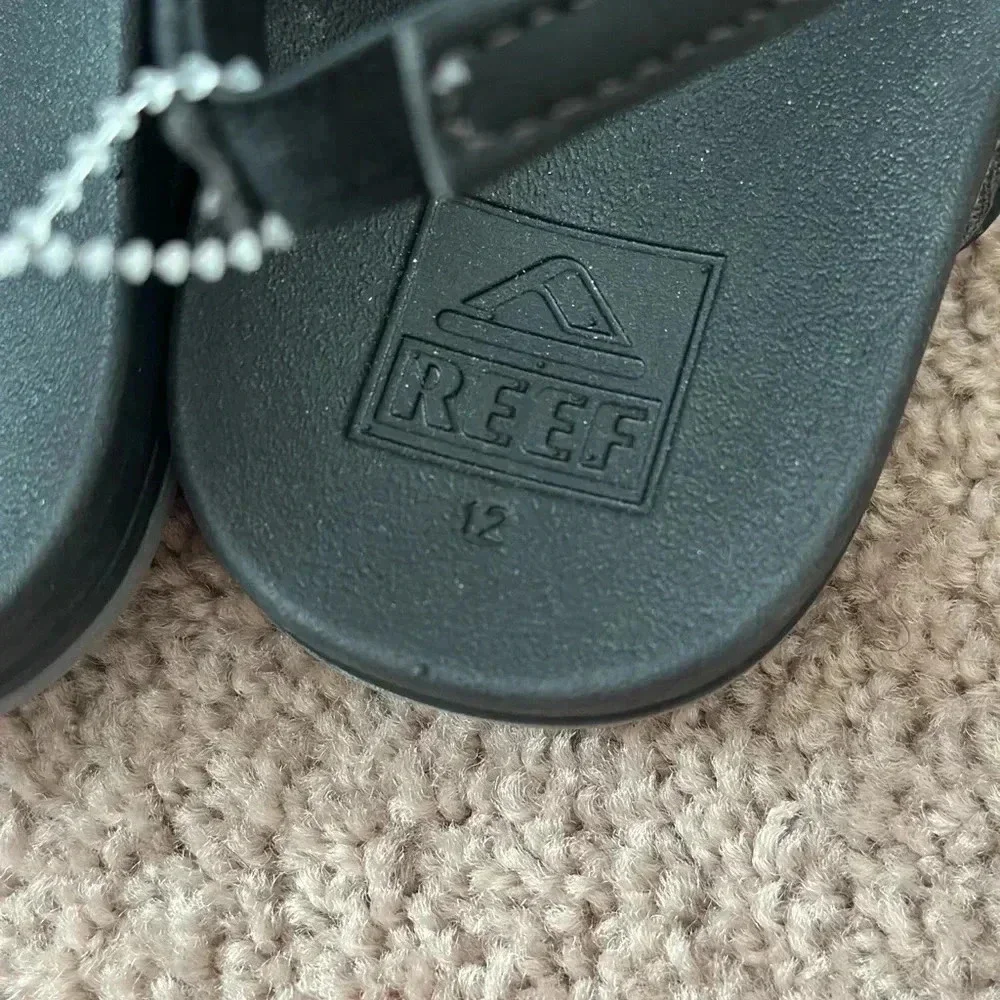 Reef Lil Cushion Phantom Sandal Boys Size 12